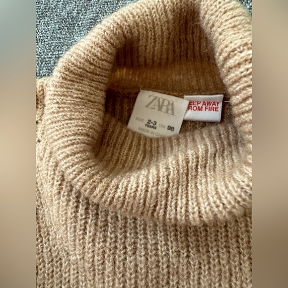 ZARA 2-3T Turtleneck Sweaterdress - Picture 4 of 6